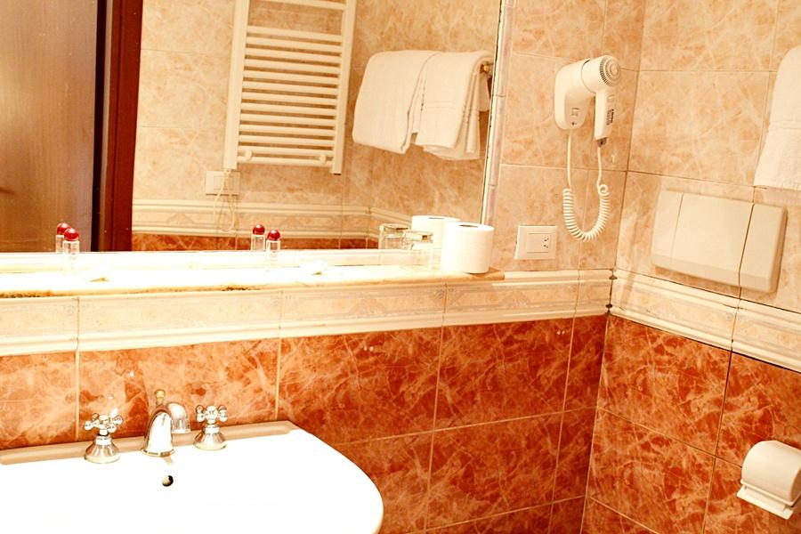 Gh Hotel San Giusto Рим Экстерьер фото