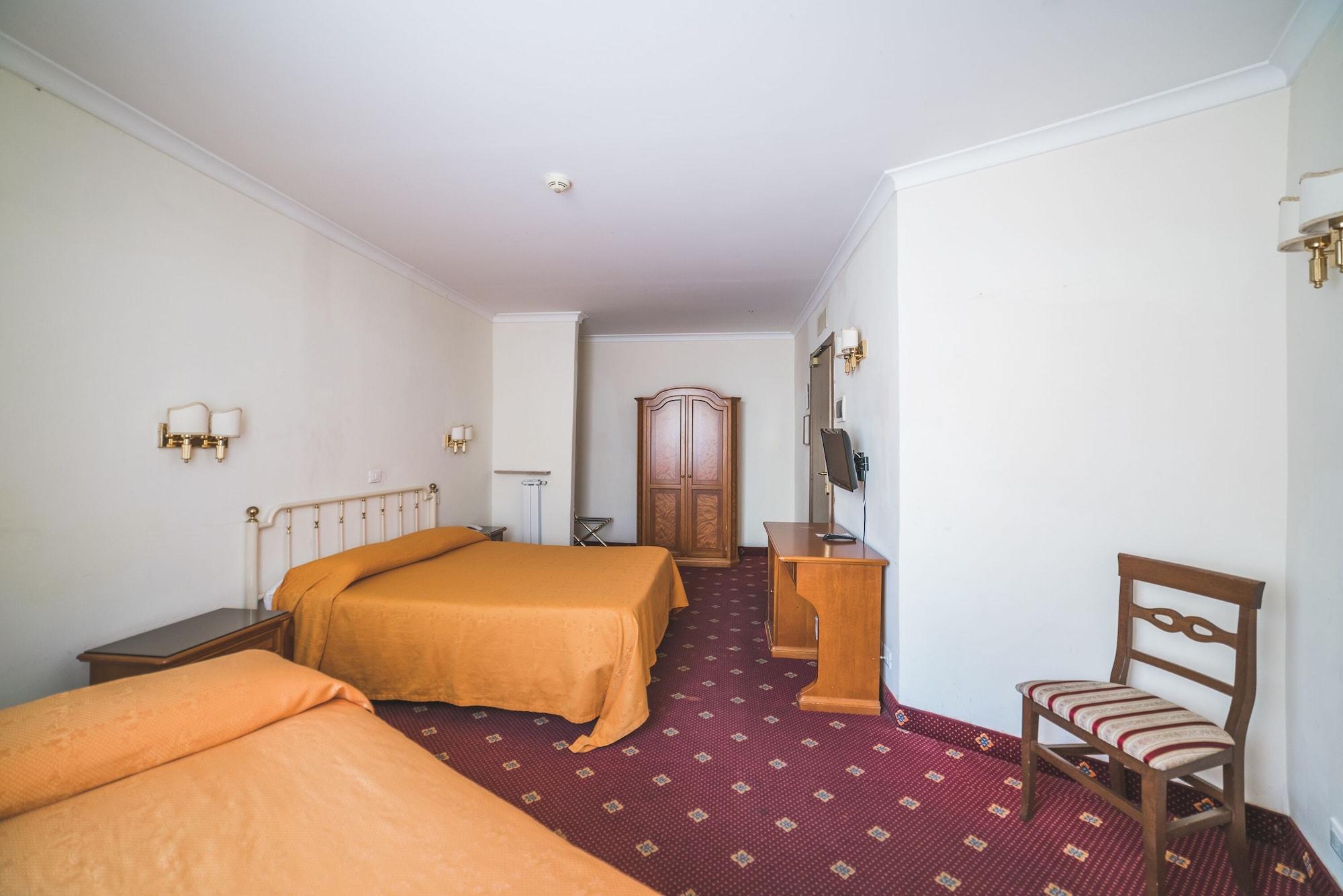 Gh Hotel San Giusto Рим Экстерьер фото
