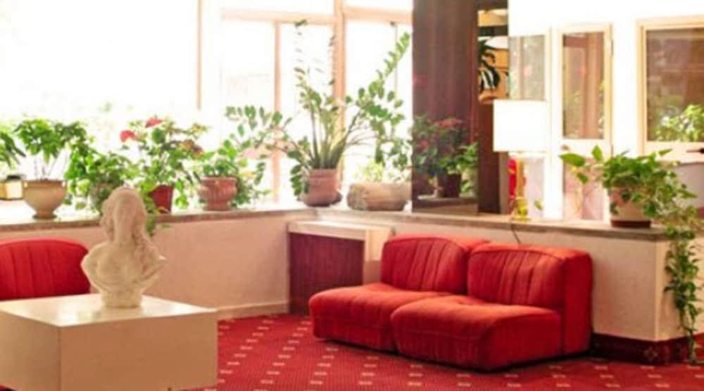 Gh Hotel San Giusto Рим Экстерьер фото