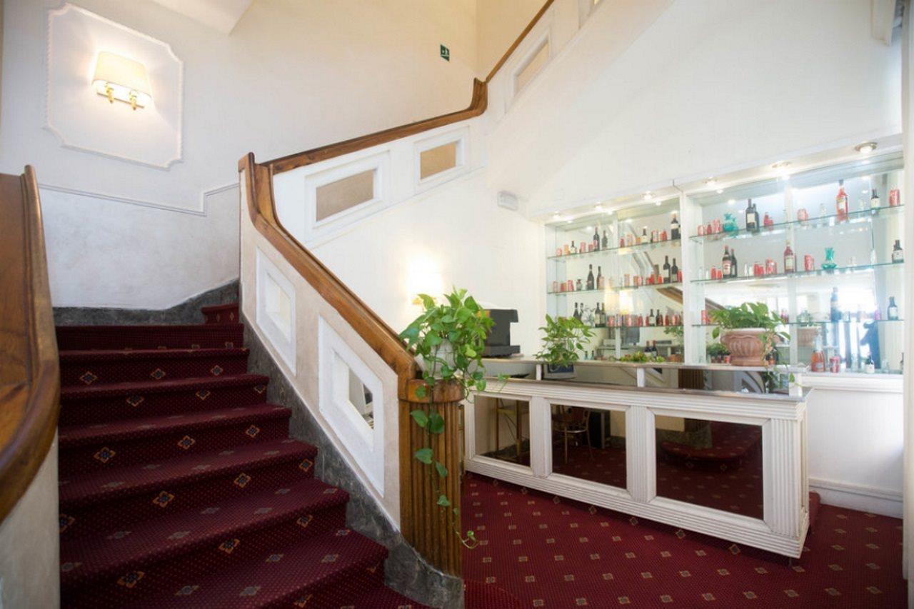 Gh Hotel San Giusto Рим Экстерьер фото